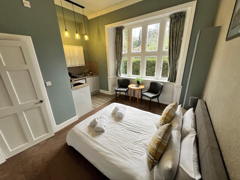 Rossal House Apartments image