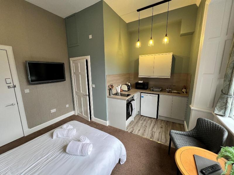 Rossal House Apartments image