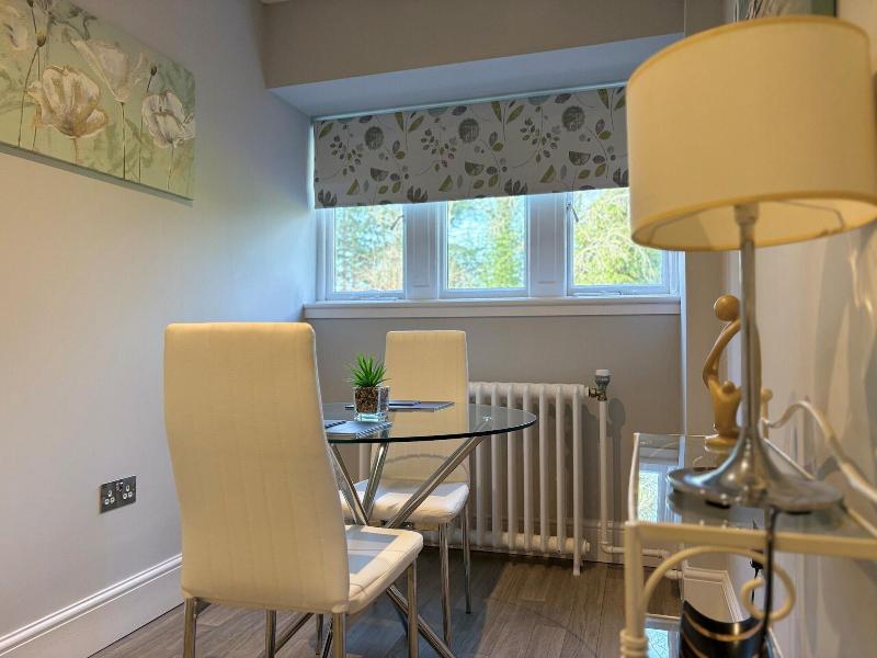 Rossal House Apartments image
