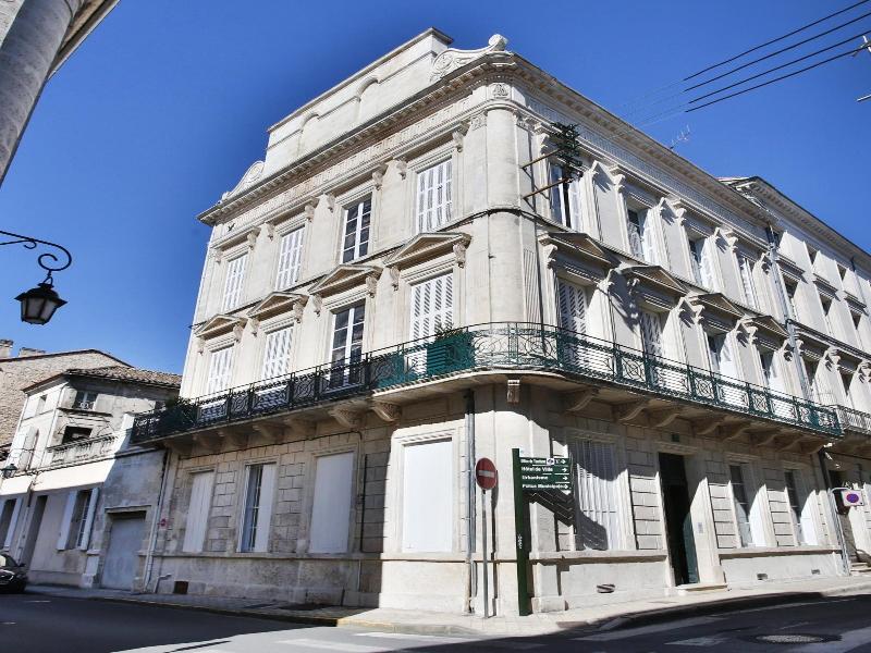 Meublés De L'arsenal Cœur De Ville ! image