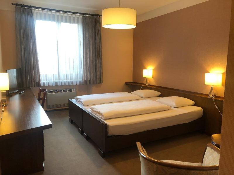 Hotel Du Parc image