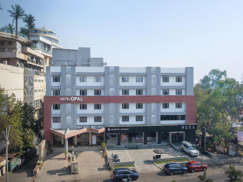 Hotel Opal