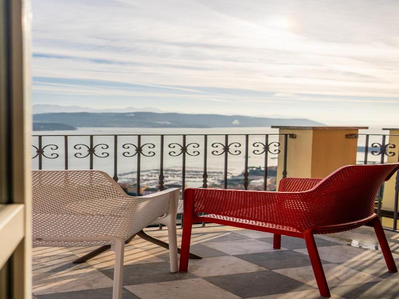 Le Ville Relais image