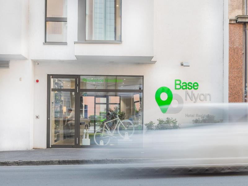 Base Nyon image