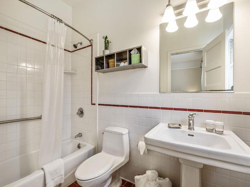 Parker Guest House image