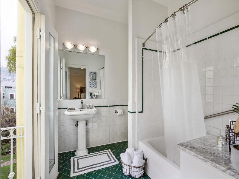 Parker Guest House image