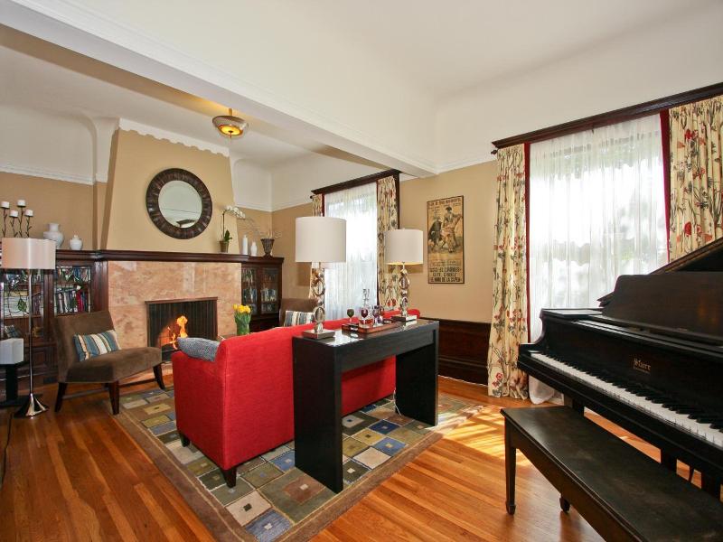 Parker Guest House image