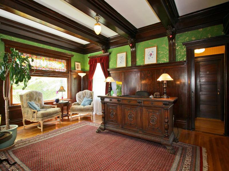 Parker Guest House image