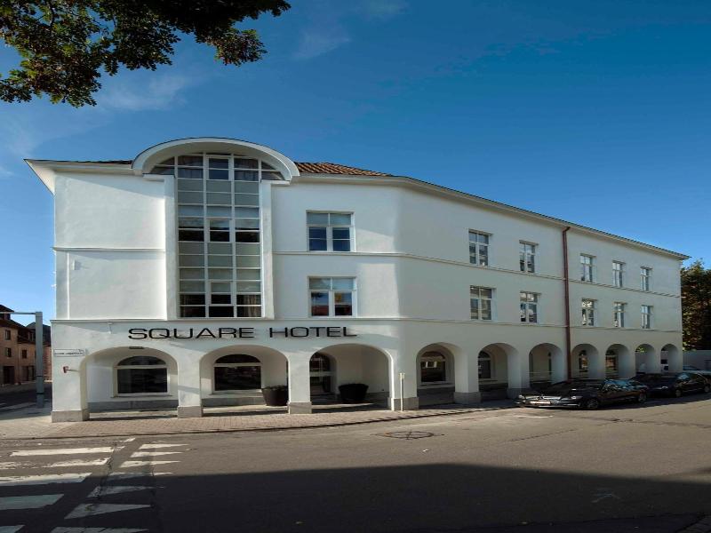 Square Hotel image