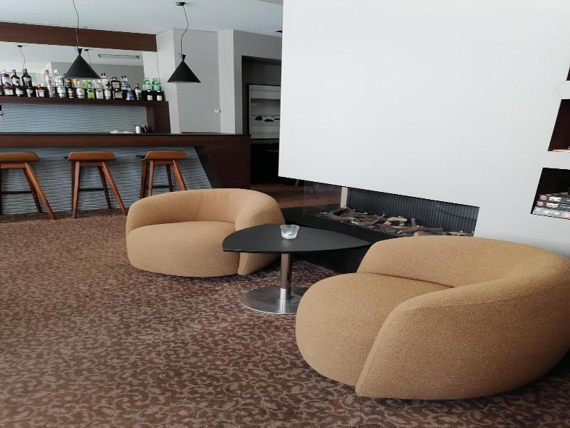 Square Hotel image