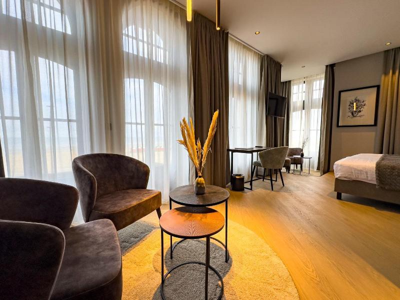 Hotel Villa Select image