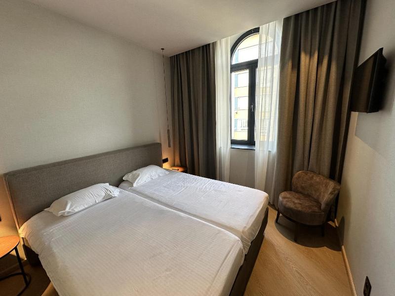Hotel Villa Select image