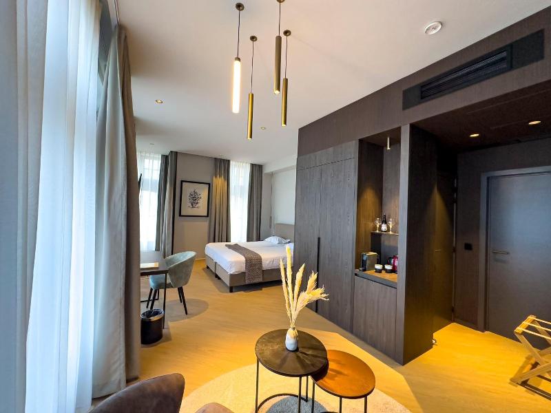 Hotel Villa Select image
