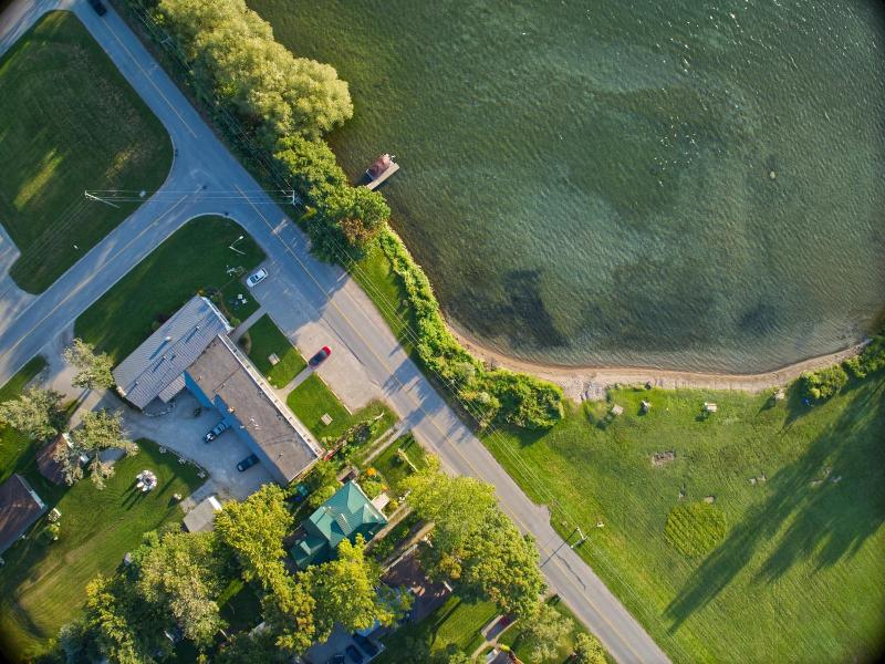 Lakeside Inn image