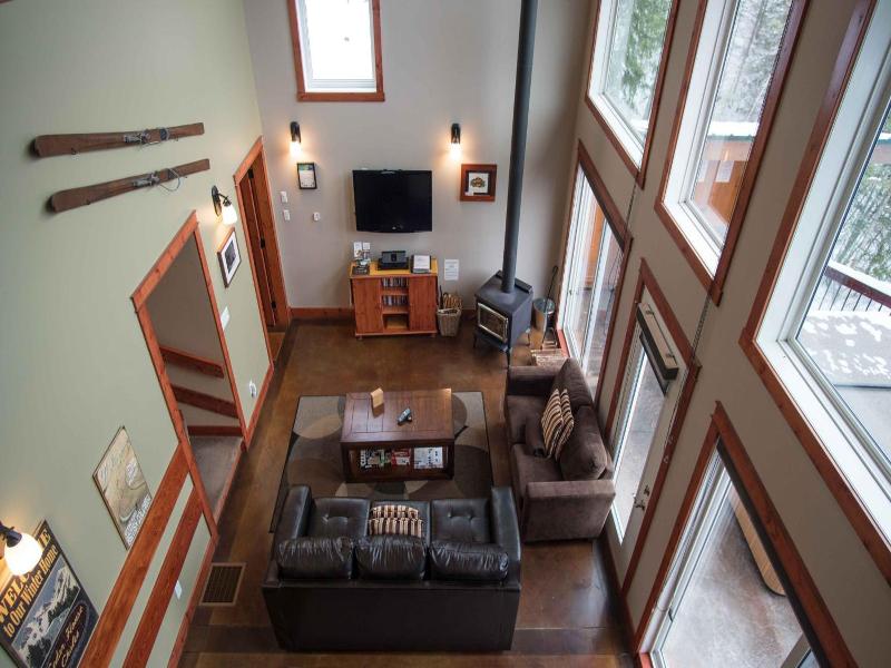 Cedar House Restaurant & Chalets