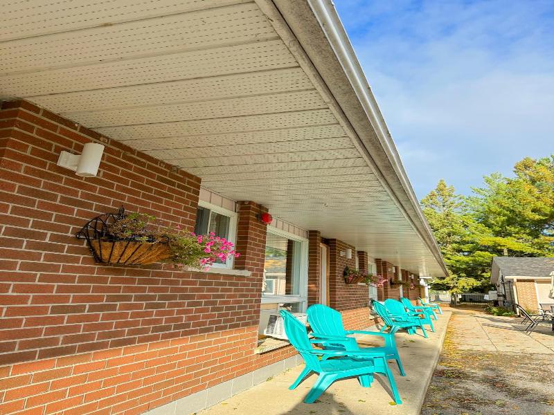 Oasis By The Bay Vacation Suites