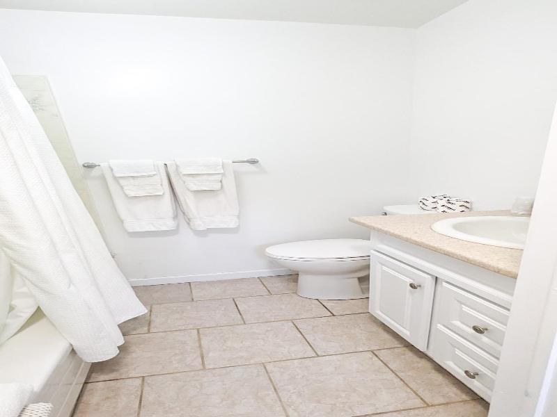 Oasis By The Bay Vacation Suites