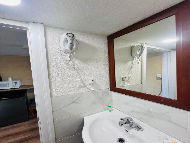 Bestway Motel image