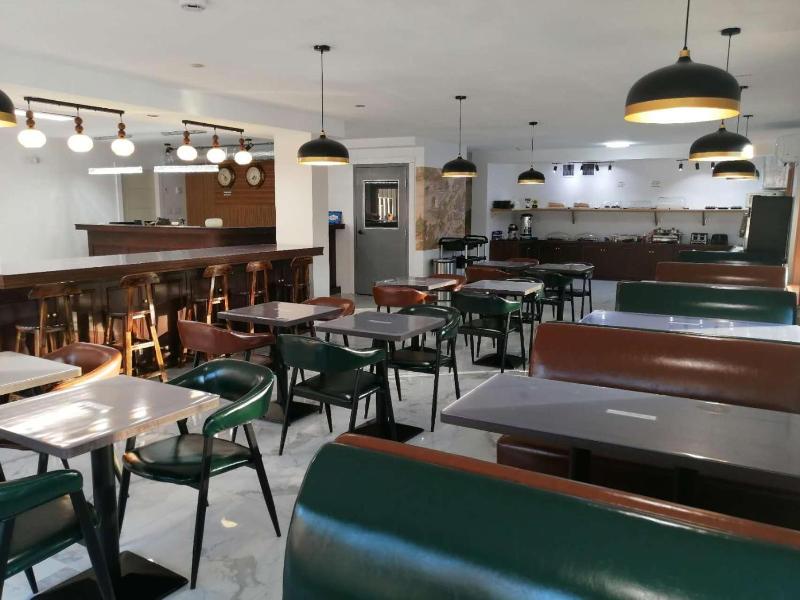 Alpine Inn & Suites image