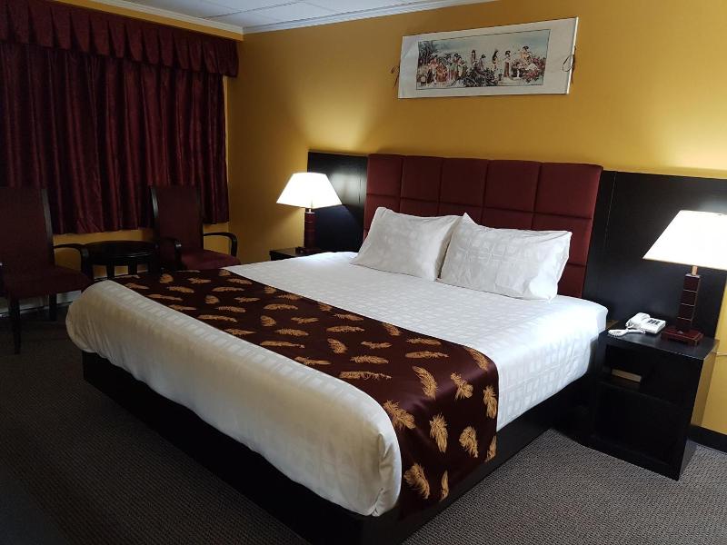 Alpine Inn & Suites image