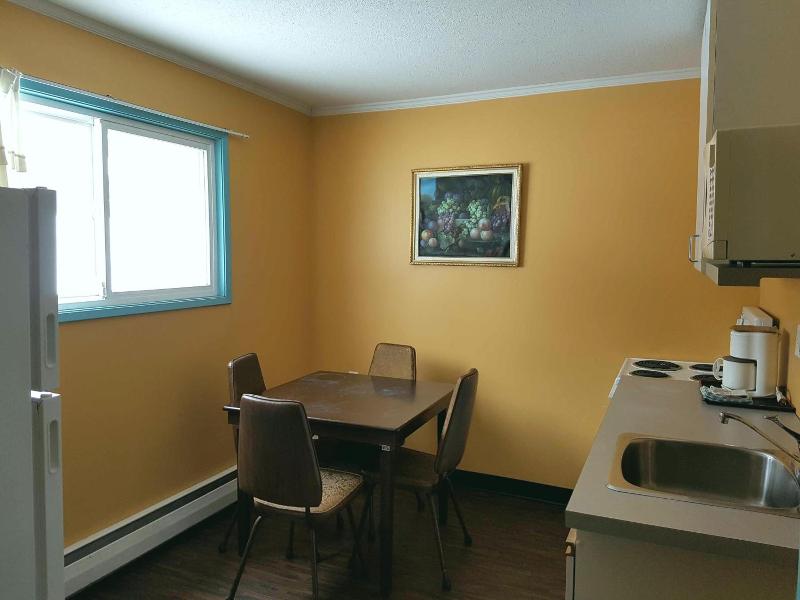 Alpine Inn & Suites image