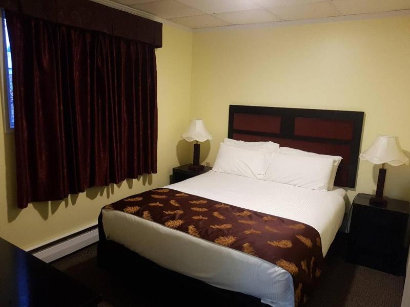 Alpine Inn & Suites image