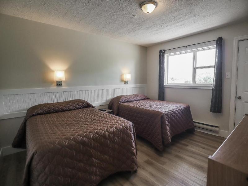 Atlantic Motel image