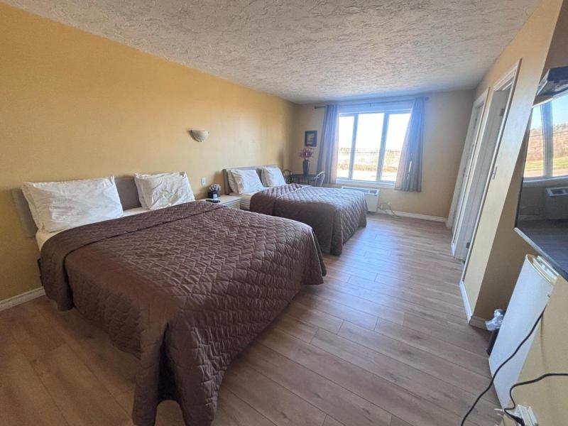Atlantic Motel image