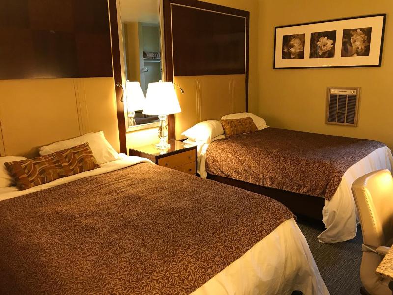 Cardinal Court Motel image
