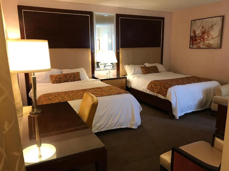 Cardinal Court Motel image