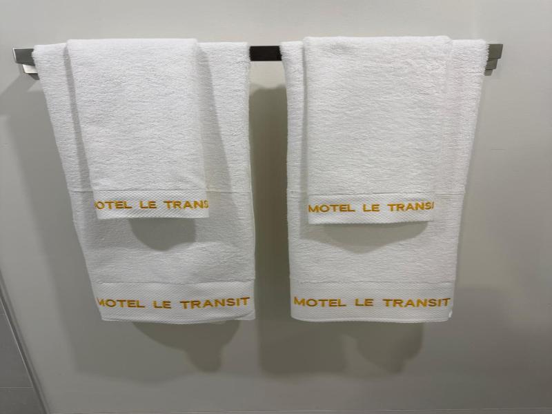 Hotel Transit