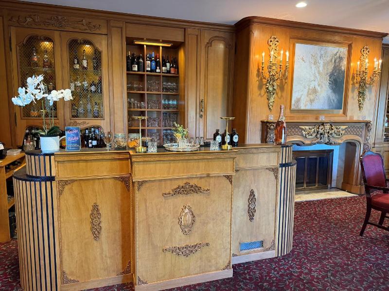 Crown Mansion Boutique Hotel & Villas