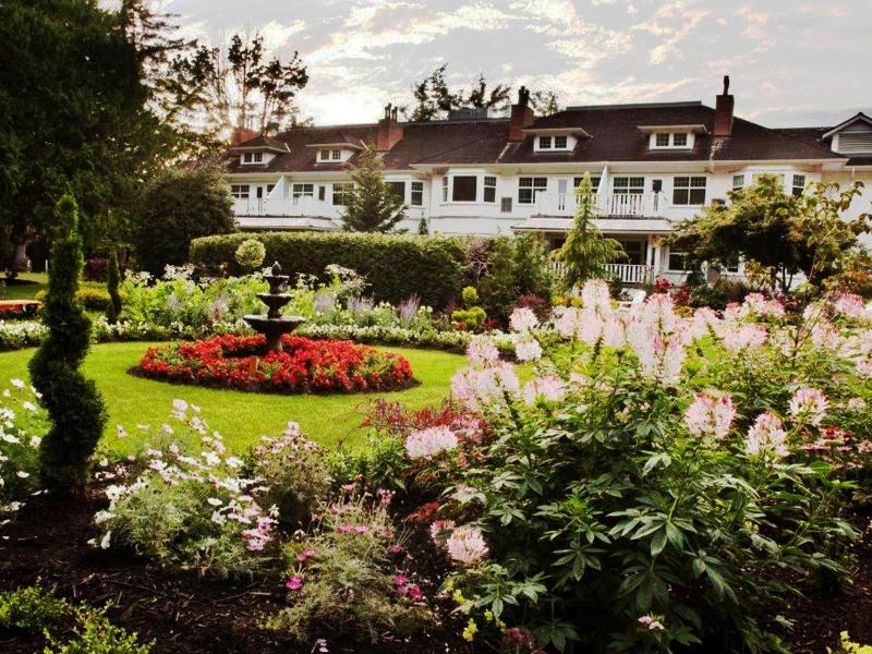 Crown Mansion Boutique Hotel & Villas