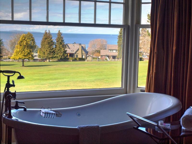 Crown Mansion Boutique Hotel & Villas