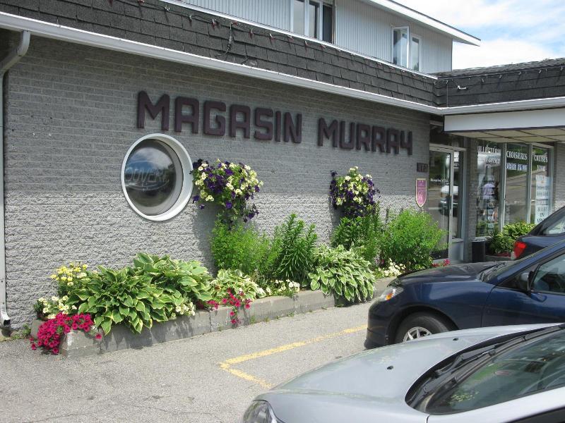 Motel De L'anse A L'eau image
