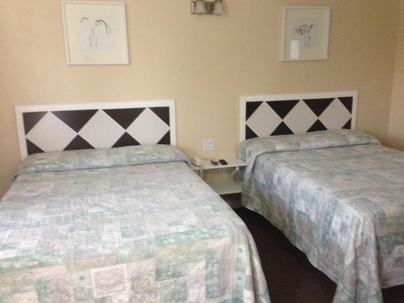 Davidson Motel image