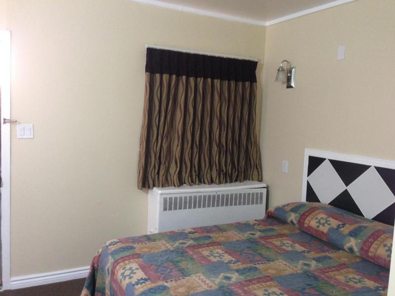 Davidson Motel image