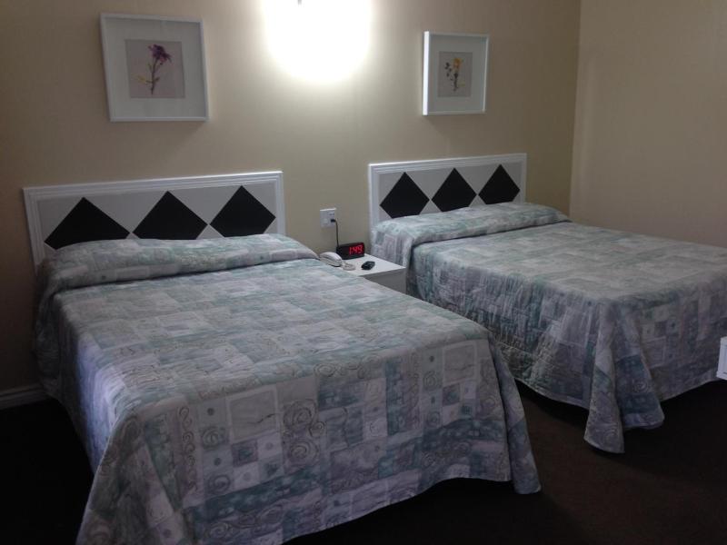 Davidson Motel image