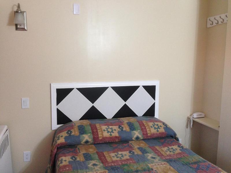 Davidson Motel image