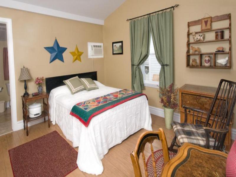 Telegraph House Motel image