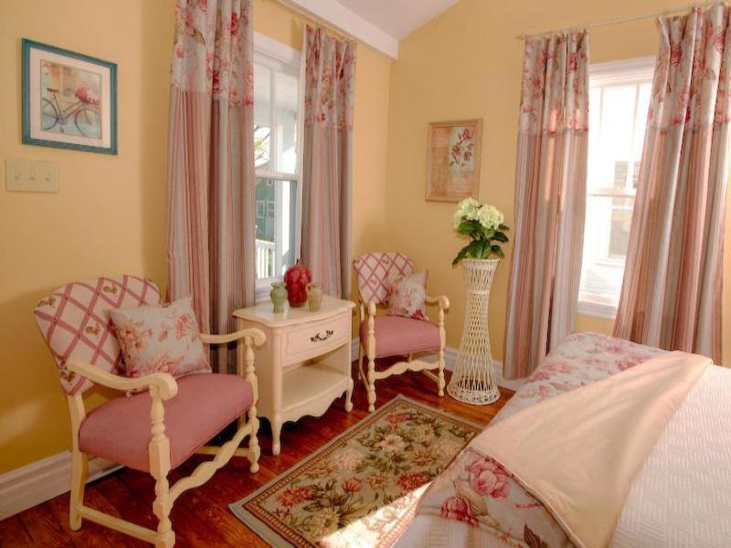 Telegraph House Motel image