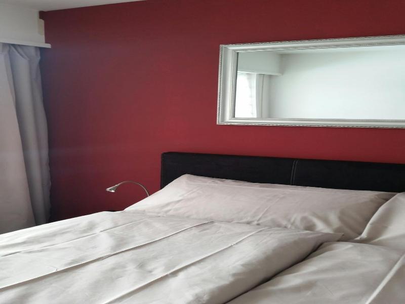 Hotel Crea image