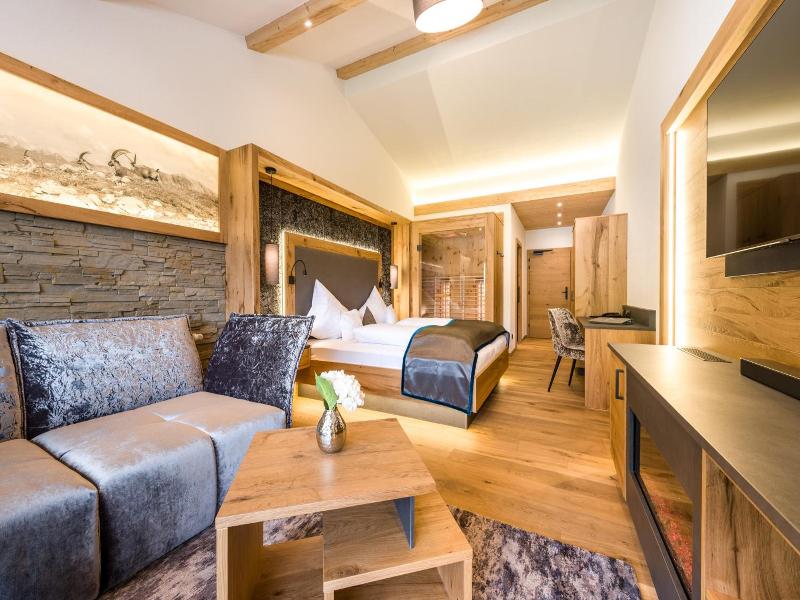 Wohlfühlhotel Berg Heil image