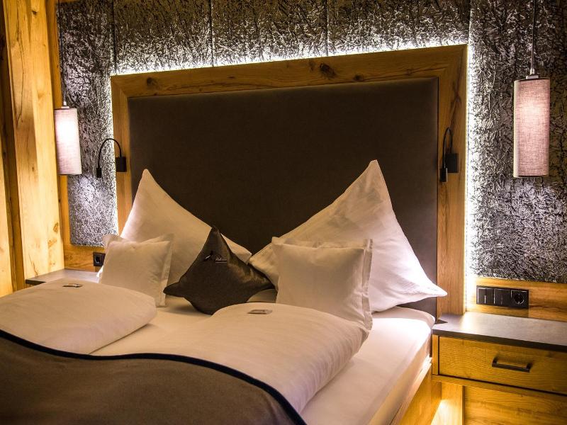 Wohlfühlhotel Berg Heil image
