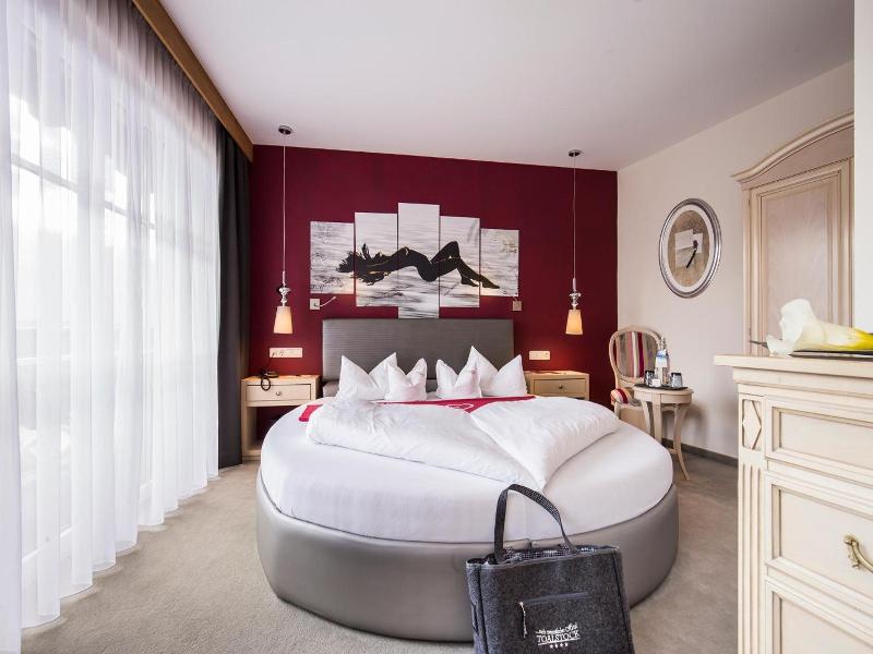 ... Mein Romantisches Hotel Toalstock image
