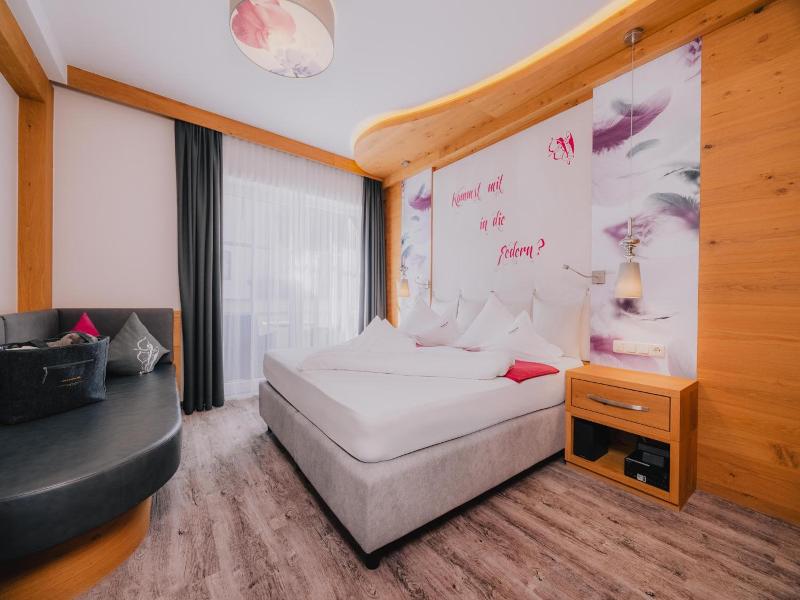 ... Mein Romantisches Hotel Toalstock image