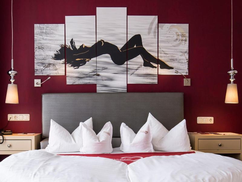 ... Mein Romantisches Hotel Toalstock image
