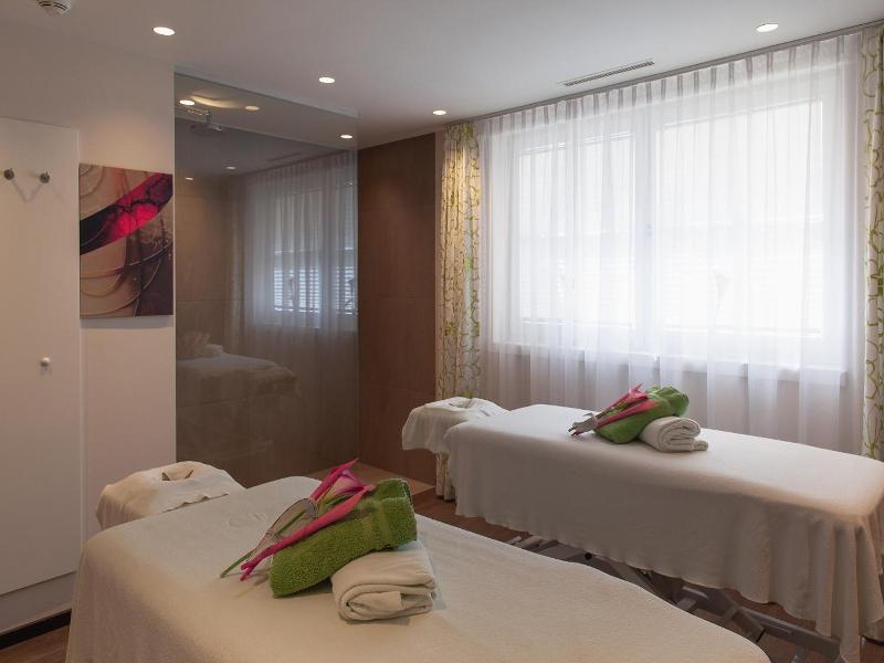 ... Mein Romantisches Hotel Toalstock image
