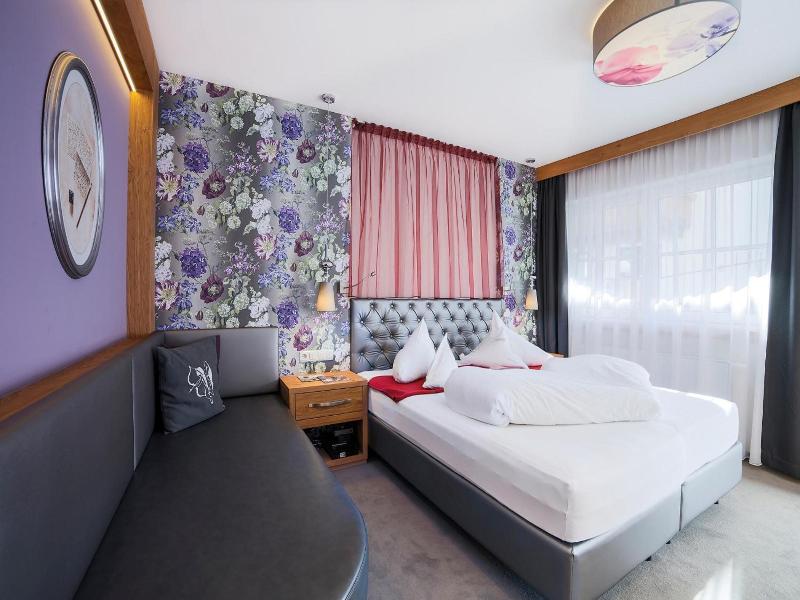 ... Mein Romantisches Hotel Toalstock image