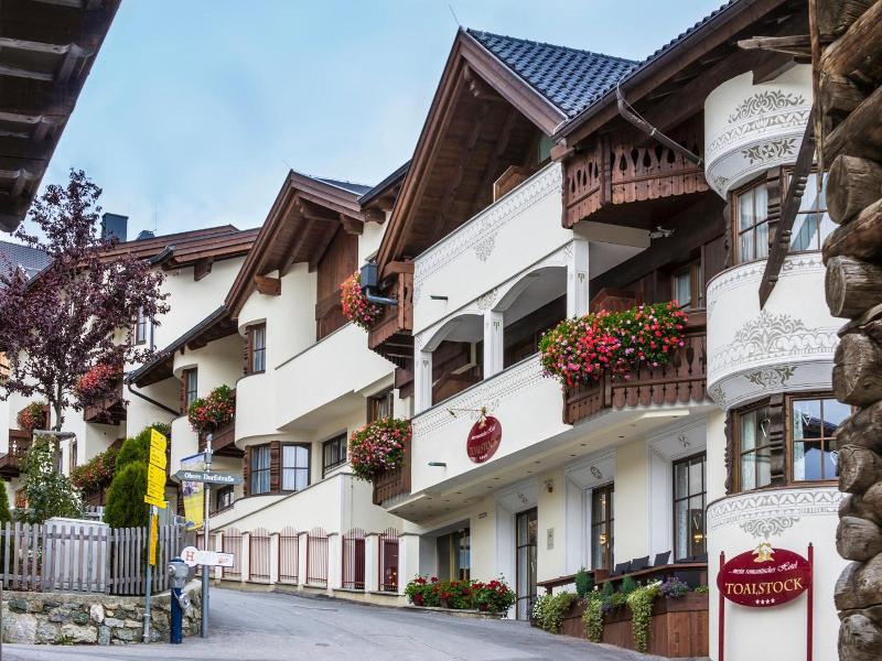 ... Mein Romantisches Hotel Toalstock image